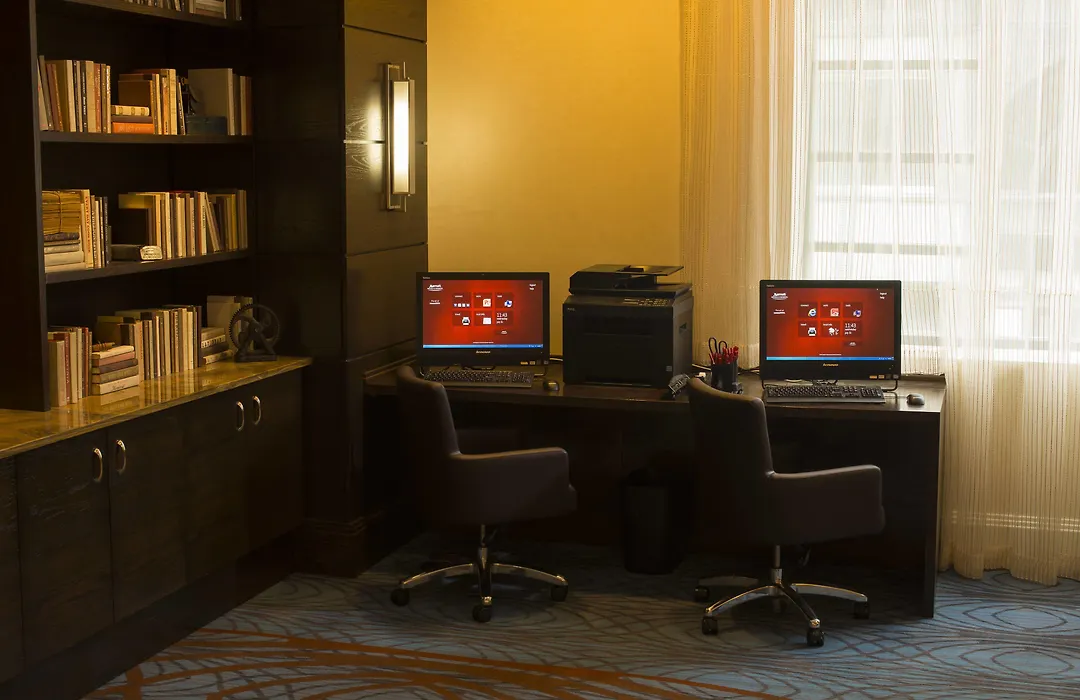 Milwaukee Marriott Downtown-1