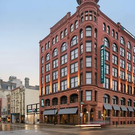 Homewood Suites By Hilton Milwaukee Downtown-2