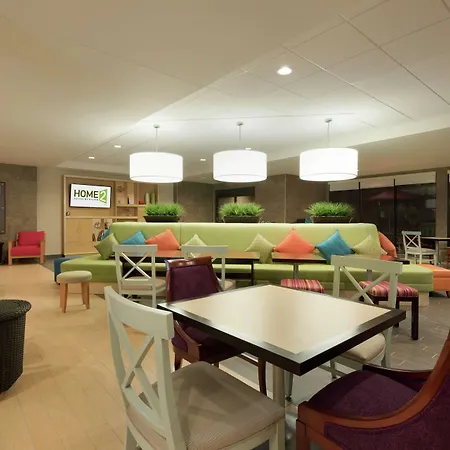 Home2 Suites By Hilton Milwaukee Airport-3